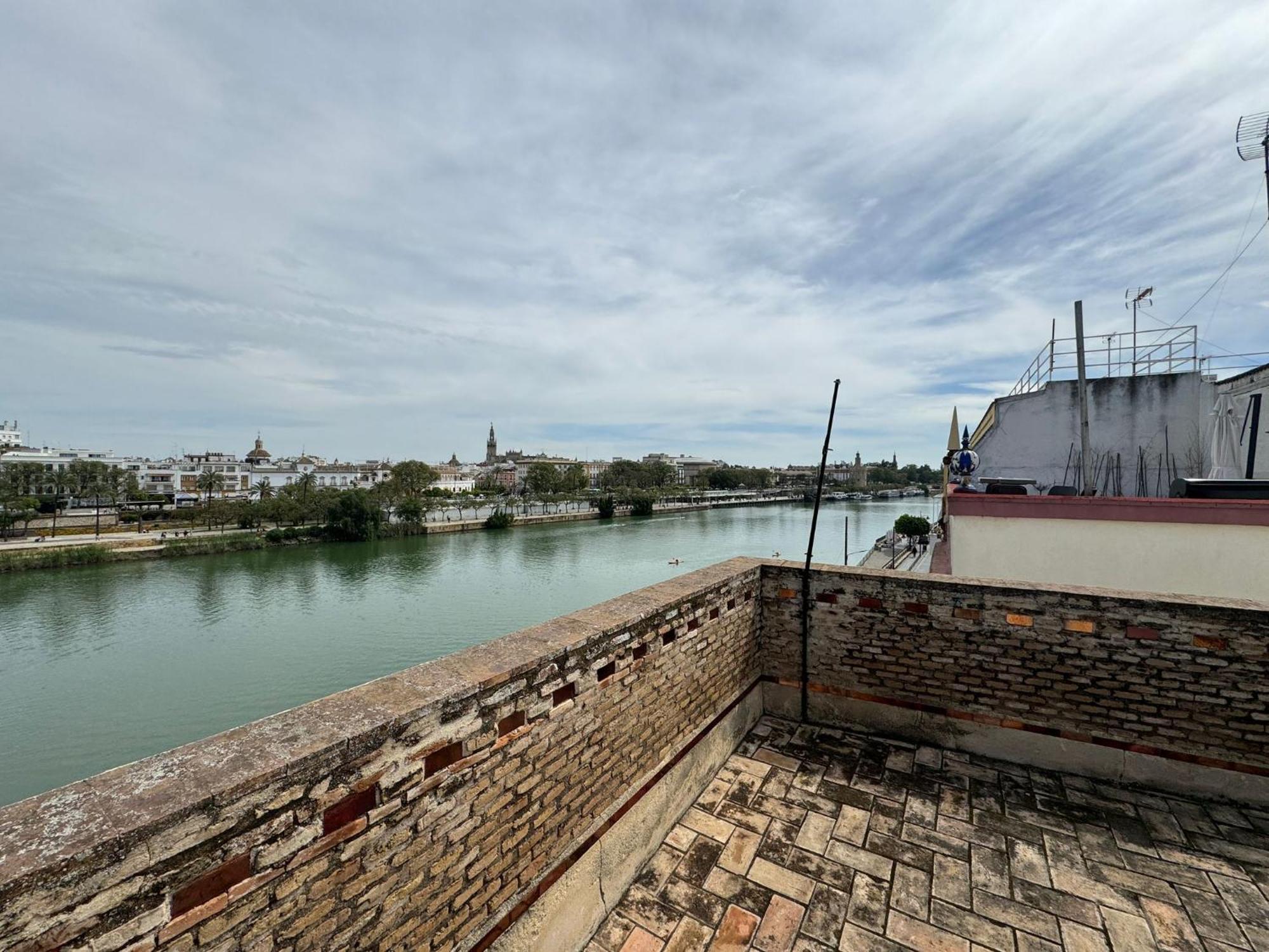 Wonderful Duplex In Calle Betis Apartment Seville Exterior photo
